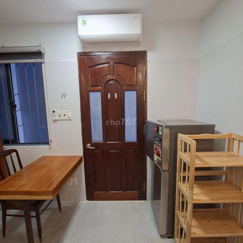 Phòng trọ sát cổng ĐH Văn Lang cs3 Đặng Thùy Trâm