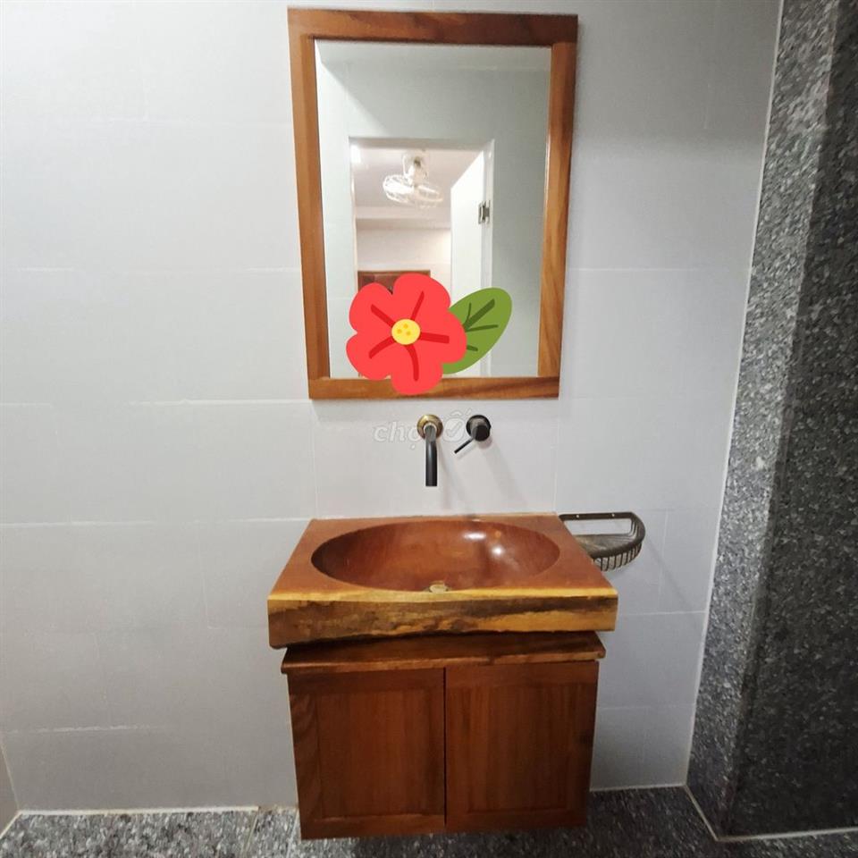 Phòng trọ sát cổng ĐH Văn Lang cs3 Đặng Thùy Trâm