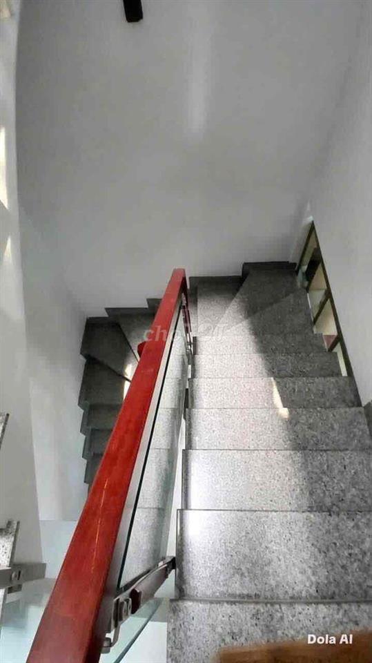 NHÀ ĐẸP TÂM HUYẾT- CHÍNH CHỦ CHO THUÊ LÂU DÀI.