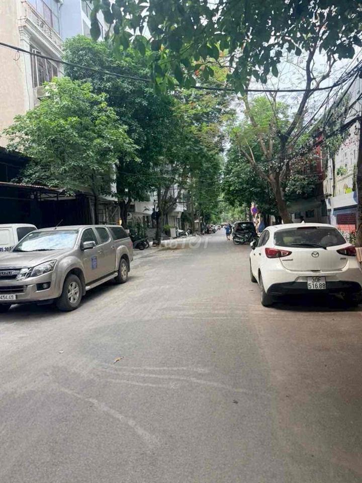 Cho thuê nhà 2 tầng mới hoàn thiện
