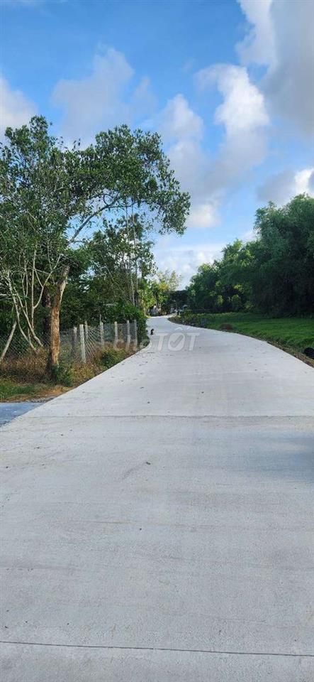 Bán Nhà 2 Tầng Mới Xây Điện Bàn Đông, TP Đà Nẵng