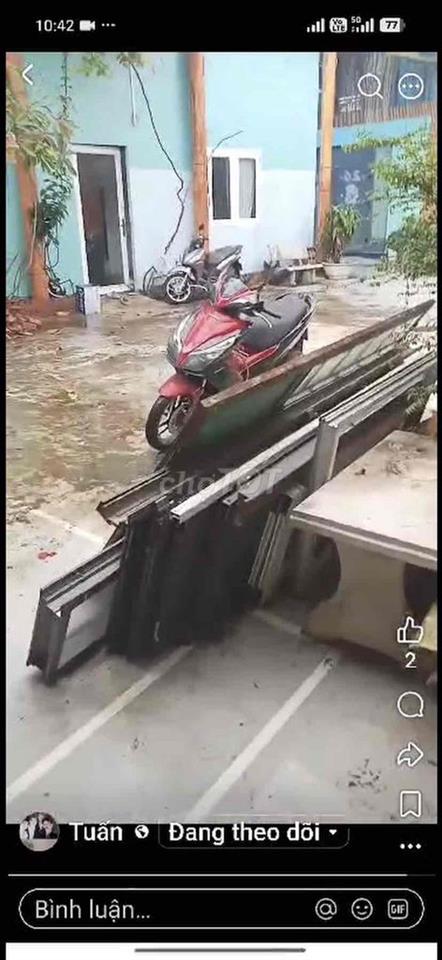 Cho thuê nhà có gác, điện nước riêng