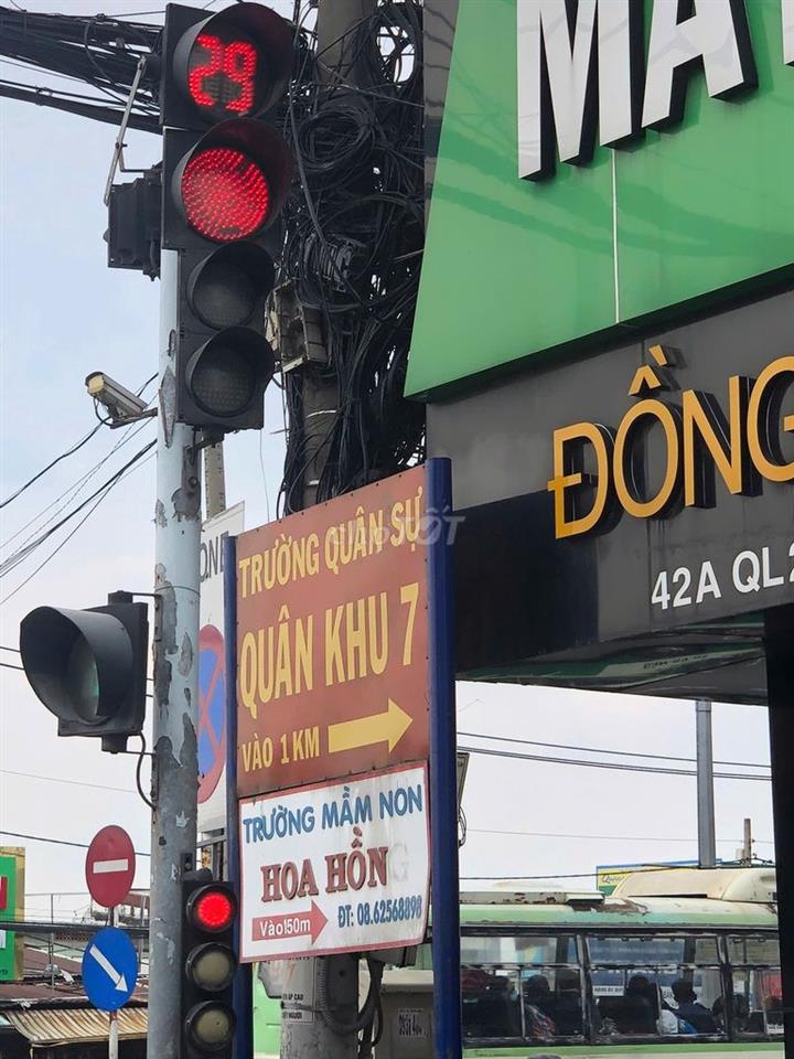 NHÀ CẤP 4 TIỆN KINH DOANH ĐƯỜNG XE HƠI