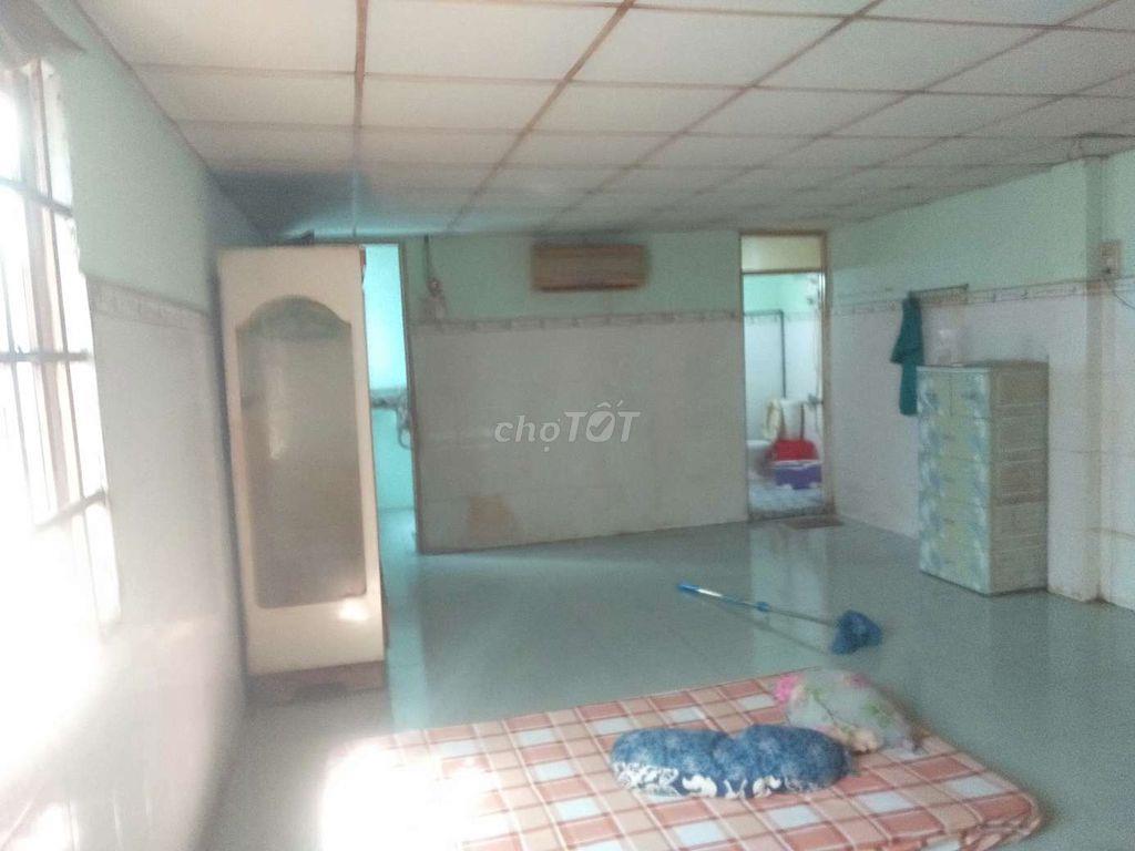Cho Nữ Thuê Tầng Trệt ở ghép nguyên căn