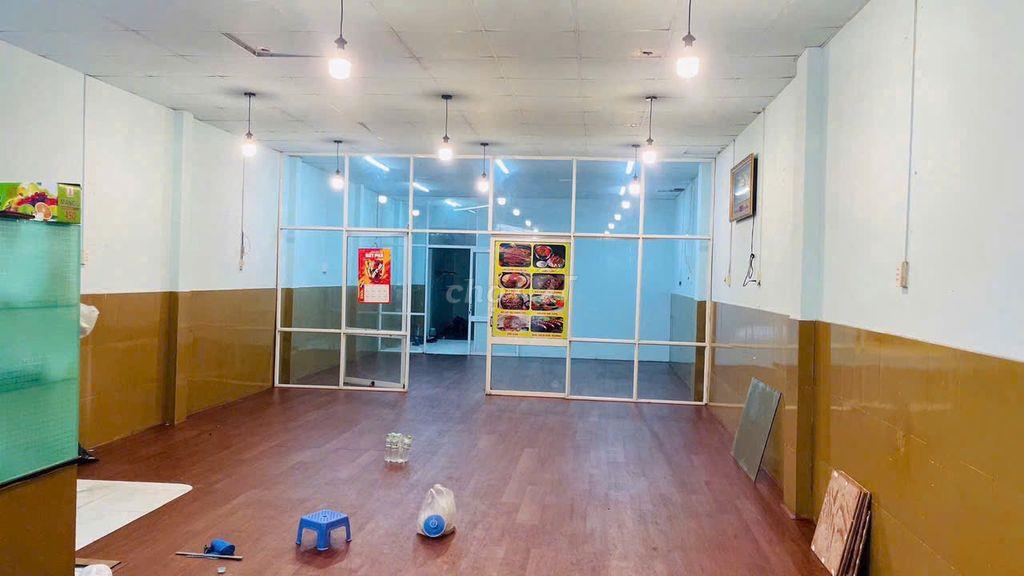 CHỈ 15 TRIỆU/THÁNG – 60M² – NGANG 6M –  MẶT TIỀN HẺM PHÍ SAU HXH