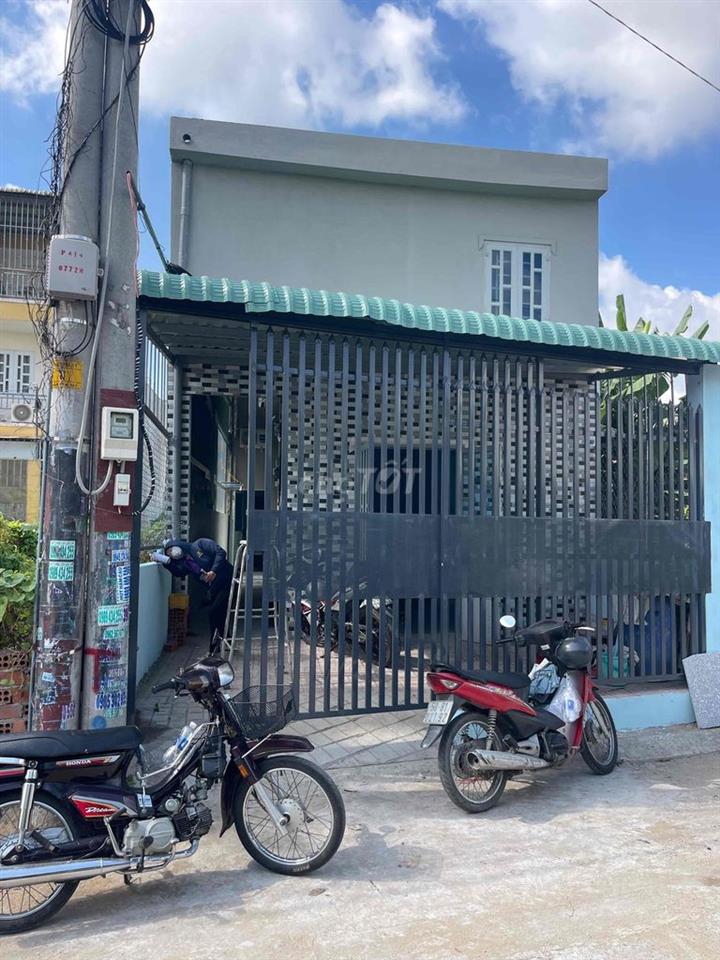 cần cho thuê nhà trọ mới có gác