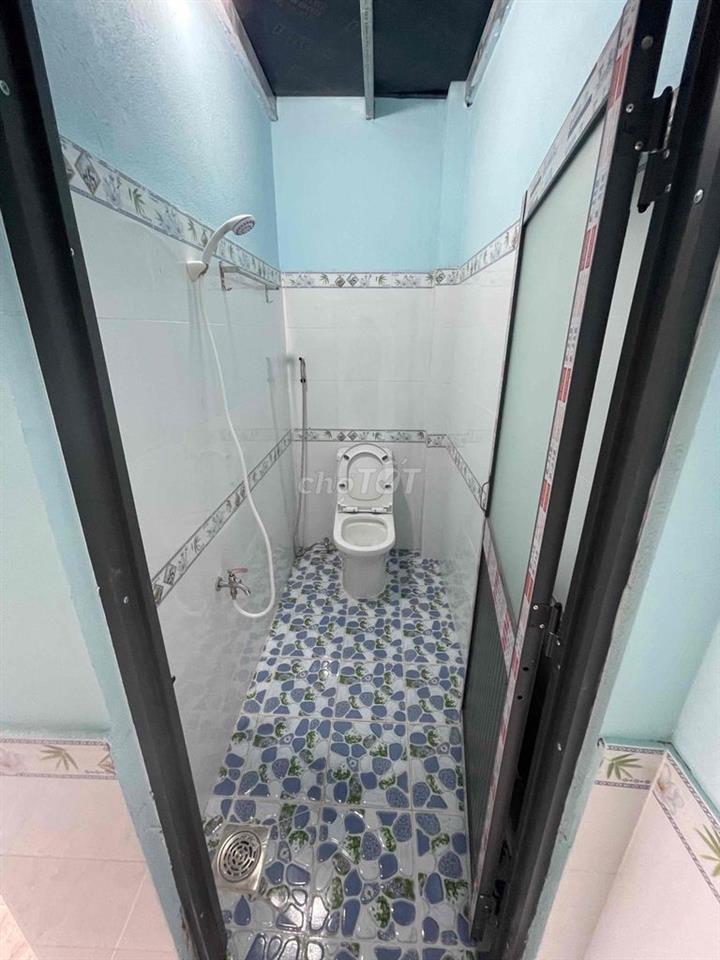 cần cho thuê nhà trọ mới có gác
