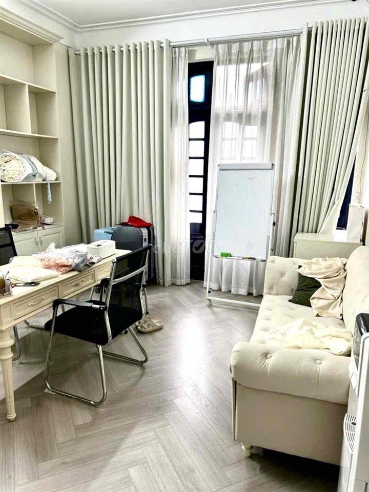 Chính chủ cho thuê nhà mặt phố 110 Tuệ Tĩnh