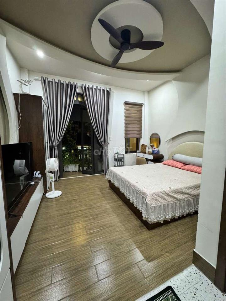 Bán Nhà mặt tiền Hòa Mỹ 9
