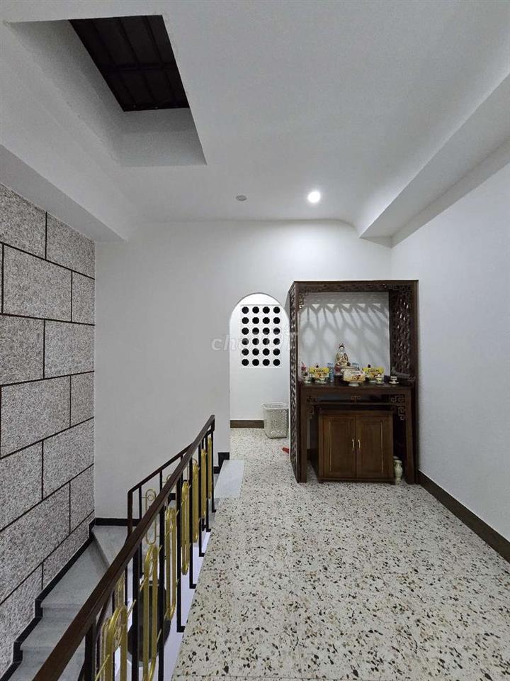 Bán Nhà mặt tiền Hòa Mỹ 9