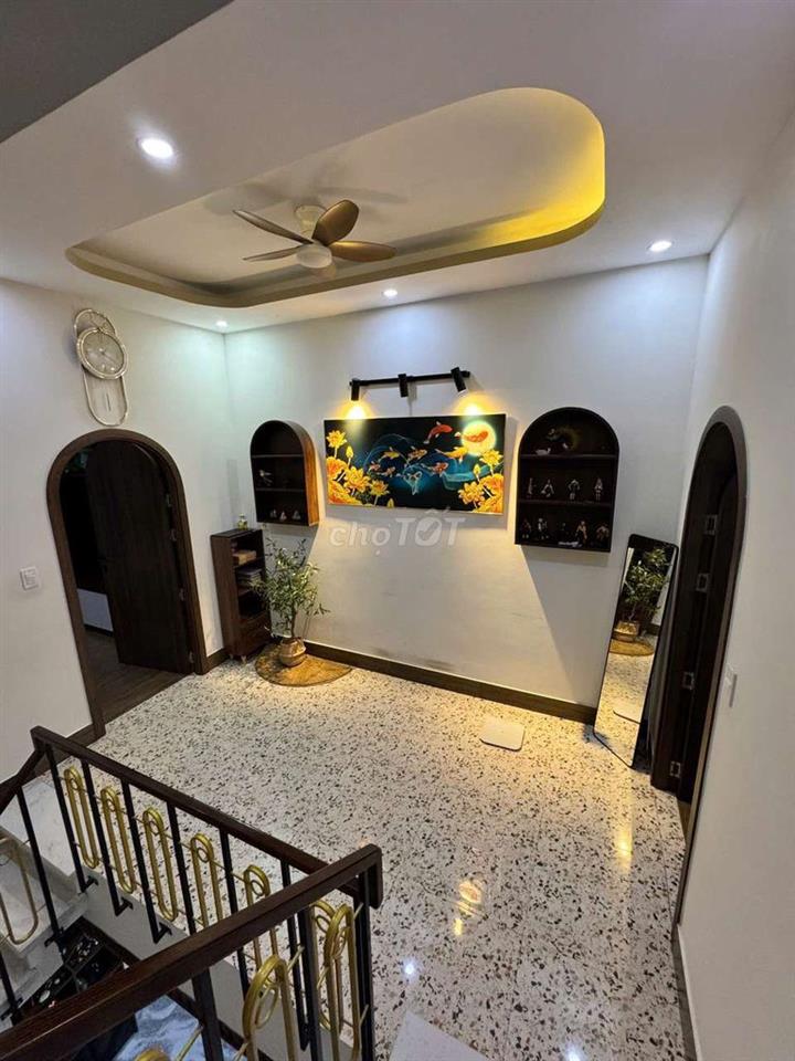 Bán Nhà mặt tiền Hòa Mỹ 9