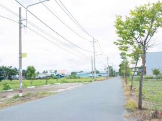 Bán gấp đất full thổ cư Cần Đước Sổ hồng riêng - Đường ô tô né nhau