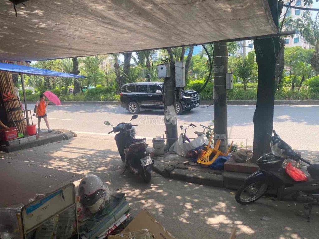 Kiot mặt đường Láng , Chợ Láng Hạ B
