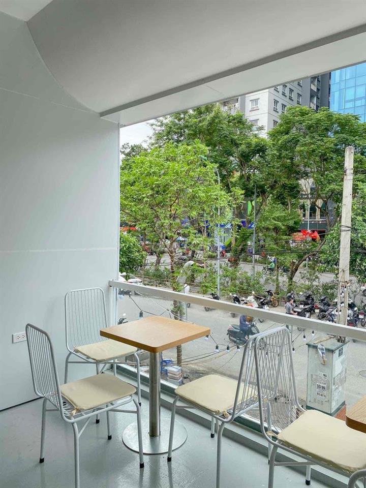 Cho thuê nhà mặt phố Thái Hà