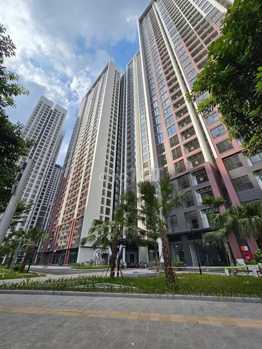 BÁN THE SOLA PARK-VINHOMES SMART CITY-2N2VS-3,45 TỶ K VIEW TÂM LINH