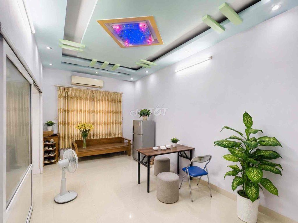 Bán nhà Điện Biên Phủ - 45m² - 3 tỷ - sát phố - ôtô đỗ gần.