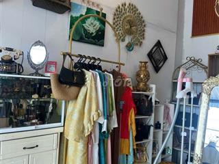 Cân sang shop