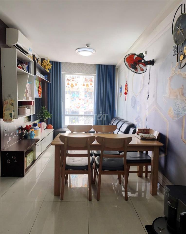 Bán CC Summer Square, DT 64m2, 2PN, 2WC Giá chỉ 3, 350 tỷ.