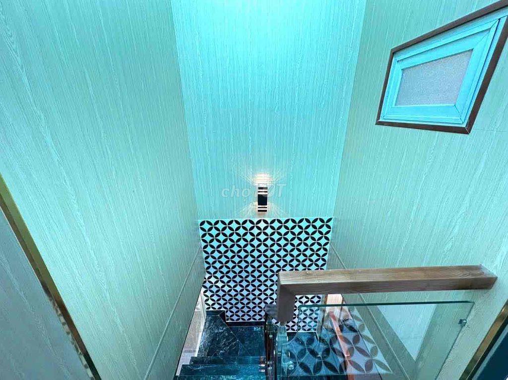 Bán nhà 30/99/47C đường lâm văn bền p Tân Kiểng q7