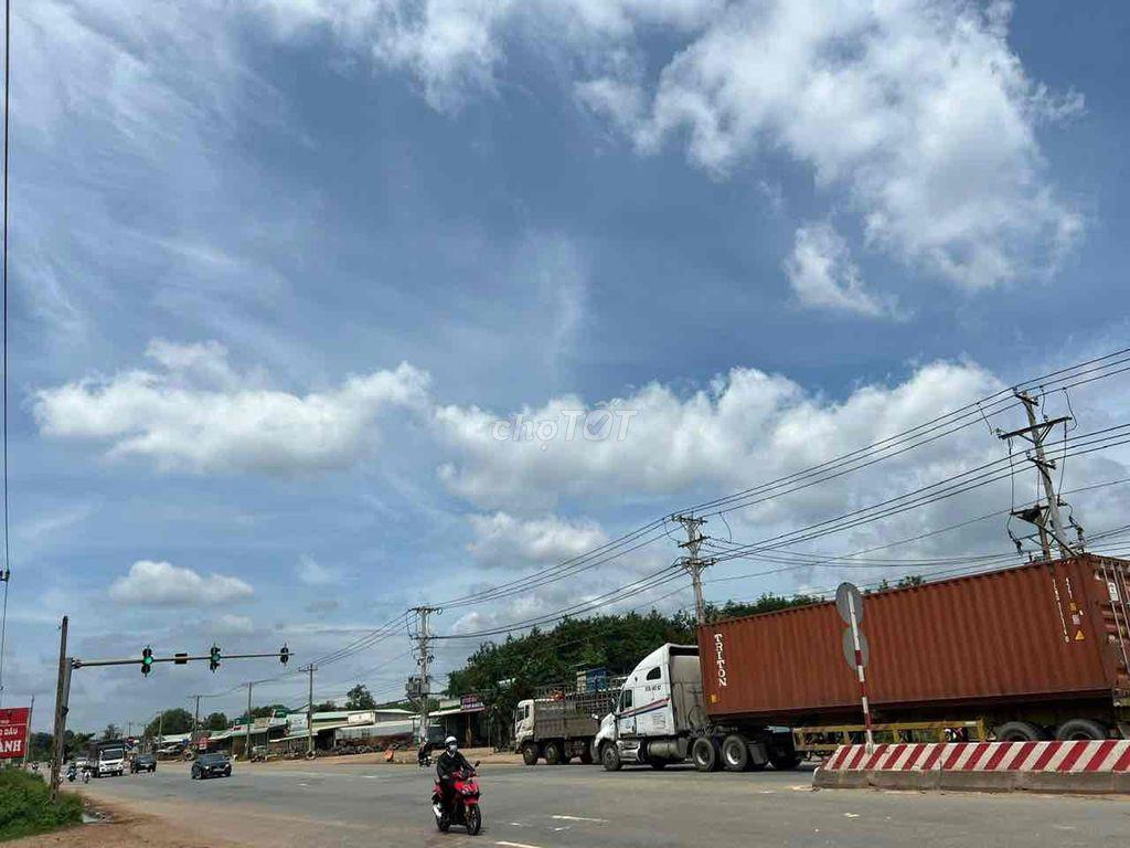 Đất mặt tiền DT741 thuận lợi mở nhà xưởng xây nơi nghĩ dưỡng