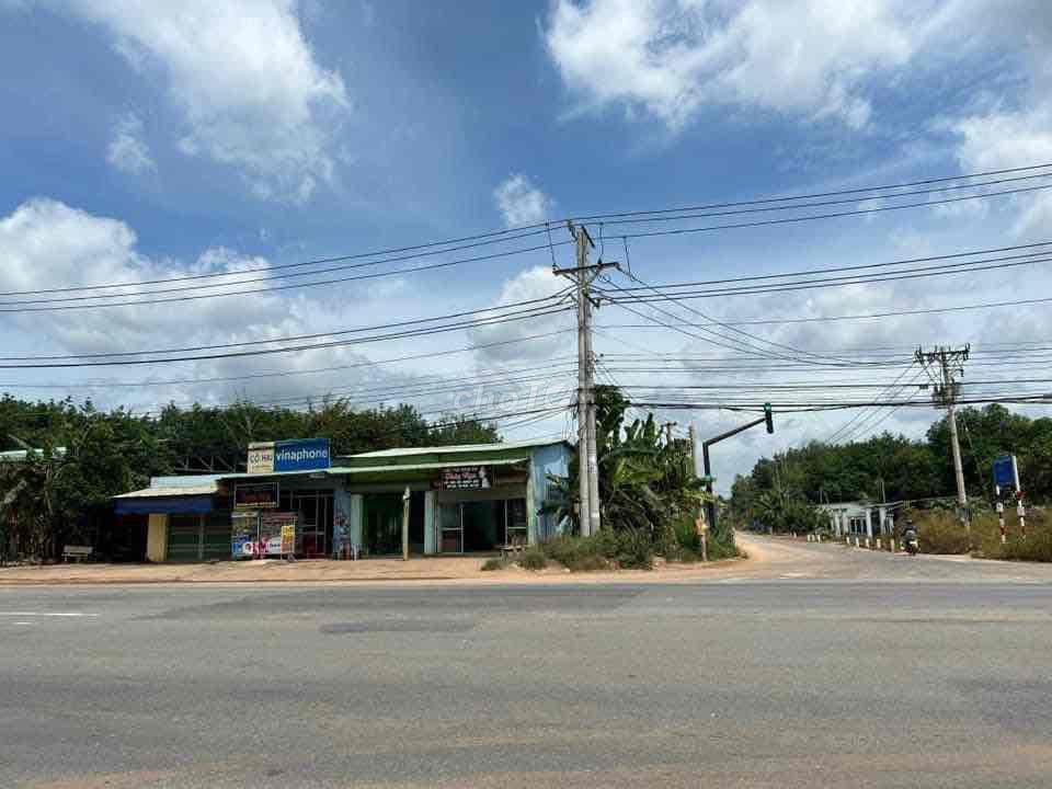 Đất mặt tiền DT741 thuận lợi mở nhà xưởng xây nơi nghĩ dưỡng