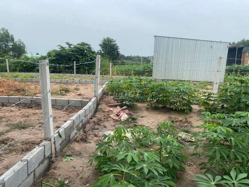 kết tiền cần bán đất