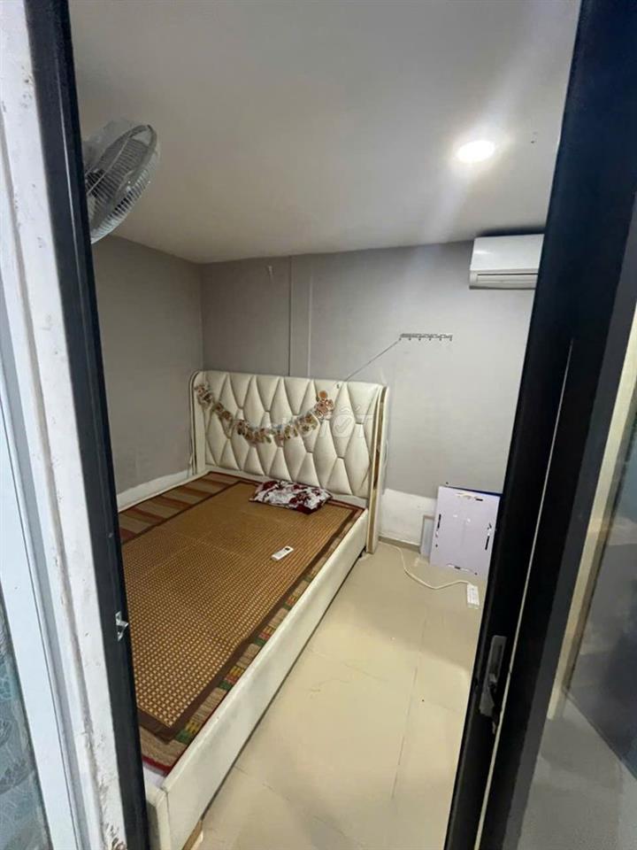 Nhượng lại mặt bằng