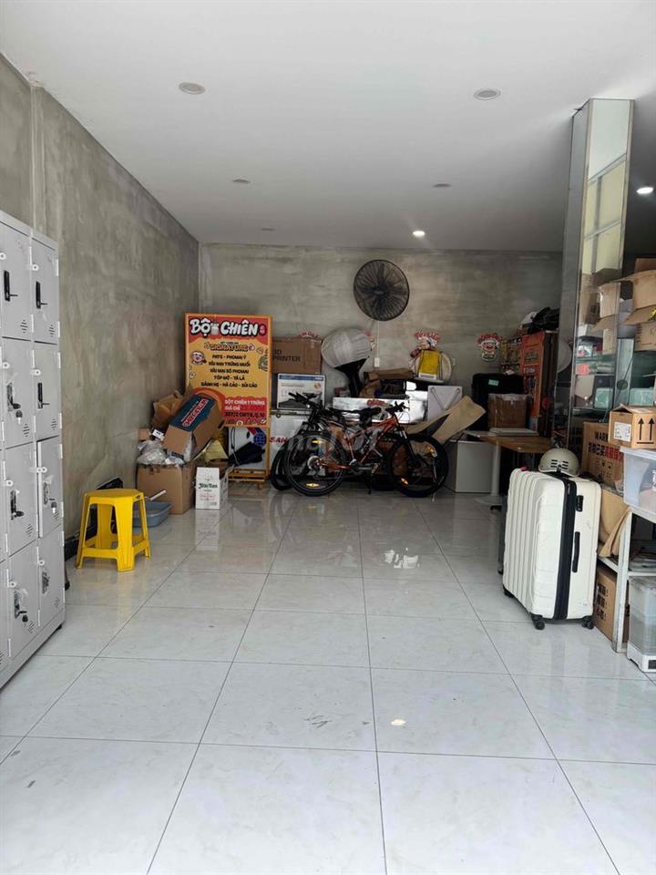 Cho thuê mặt bằng kinh doanh giá rẻ ở CMT8, quận 10