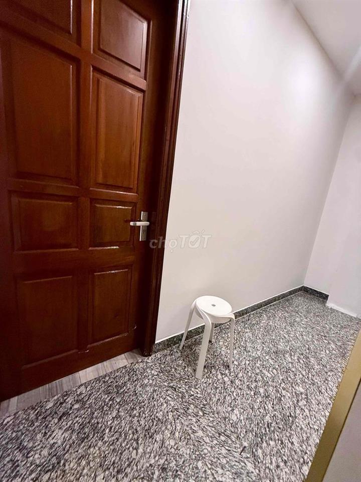 CHO THUÊ NHÀ KHÉP KÍN – PHÚC TÂN, HỒNG HÀ