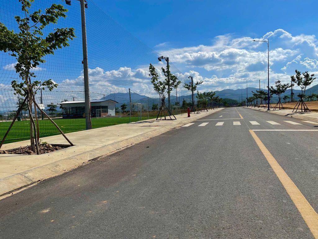 Đất 2 mặt tiền trước sau, 200m² khu công nghiêp VSIP Bình Định