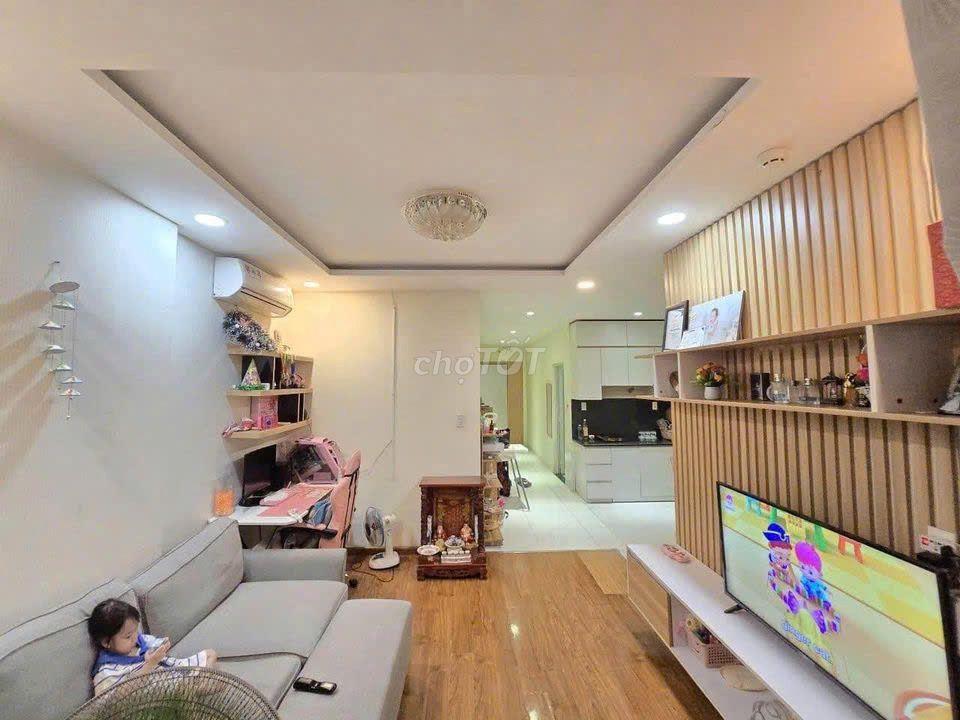 Chung cư 8x plus Trường Chinh 76m2,2p ngủ,giá 8tr/tháng