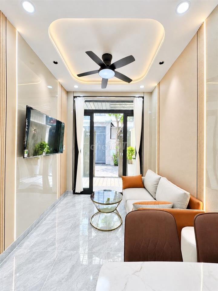 Cần bán gấp nhà đẹp 3PN hẻm 6m xe tải thông, kế Hiệp Thành city