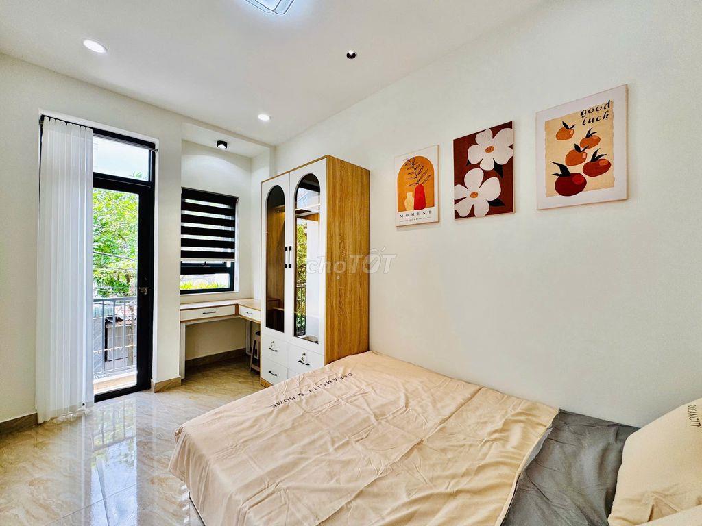 Cần bán gấp nhà đẹp 3PN hẻm 6m xe tải thông, kế Hiệp Thành city