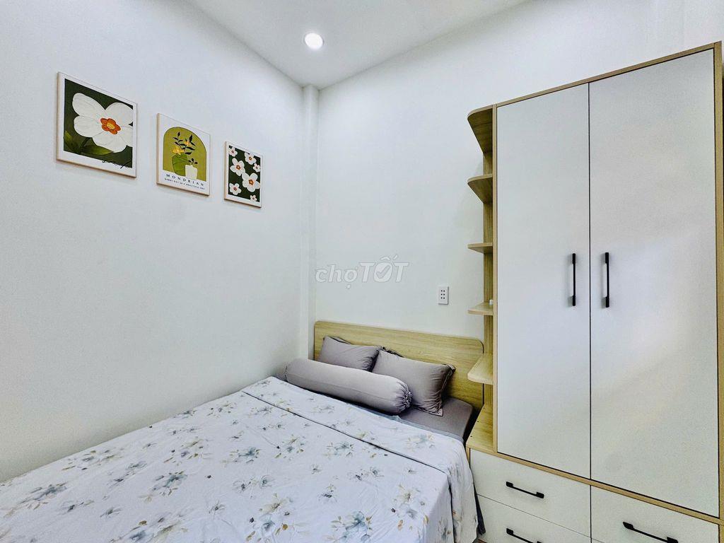 Cần bán gấp nhà đẹp 3PN hẻm 6m xe tải thông, kế Hiệp Thành city