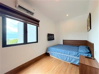 Căn hộ 1 phòng ngủ đầy đủ nội thất, view biển Nguyễn Tất Thành