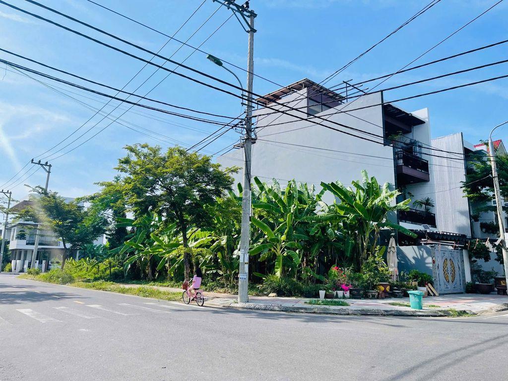 ĐẤT TRỐNG CHO THUÊ--ĐẢO VIP HÒA XUÂN