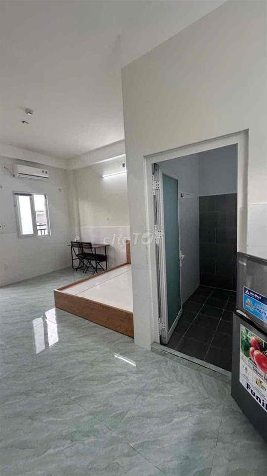 4tr4 LÊ ĐỨC THỌ, BAN CÔNG CỬA SỔ TRỜI