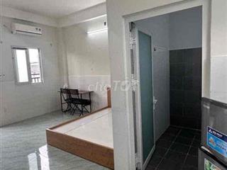 4tr4 LÊ ĐỨC THỌ, BAN CÔNG CỬA SỔ TRỜI