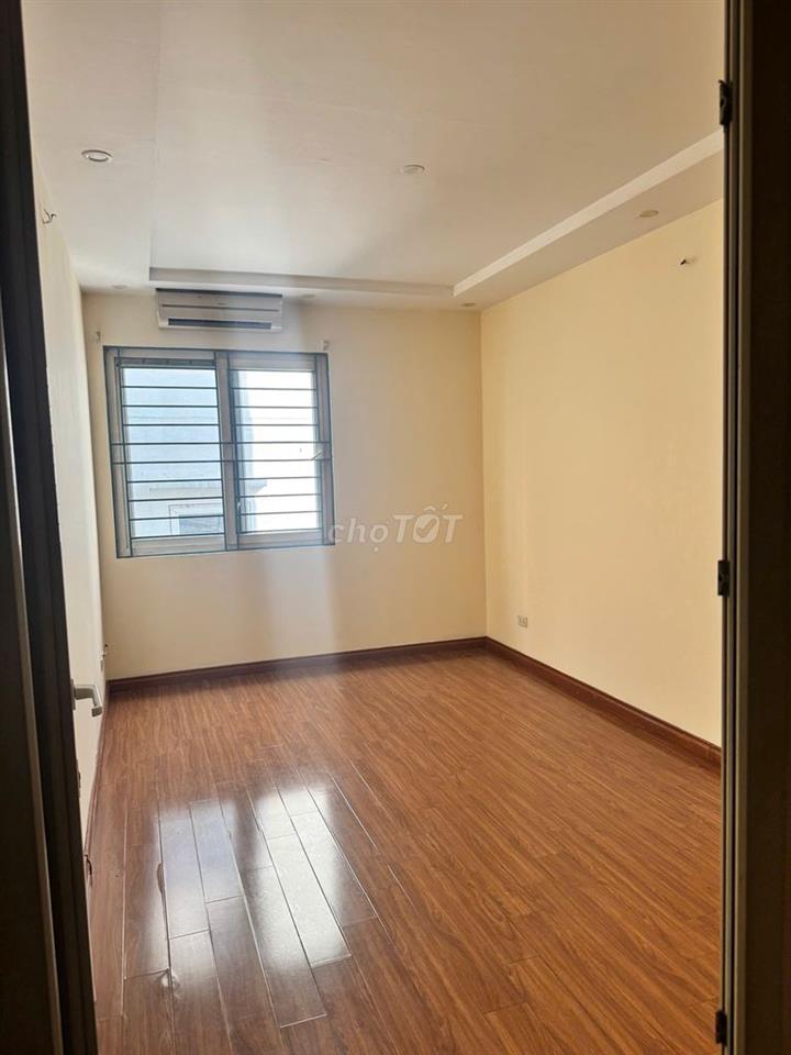 Cho thuê nhà ngõ 295 Thụy Khê