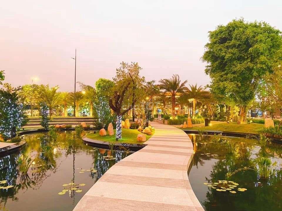 Nhà Phố The Standard ( 2 suất nội bộ CDT ) 
