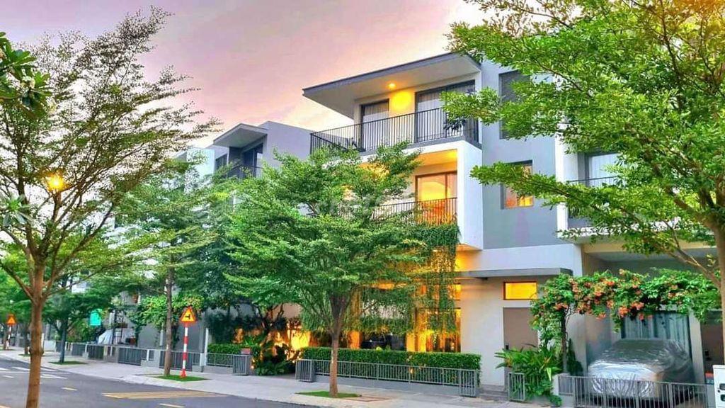 Nhà phong cách resort full nt vào ở ngay 
