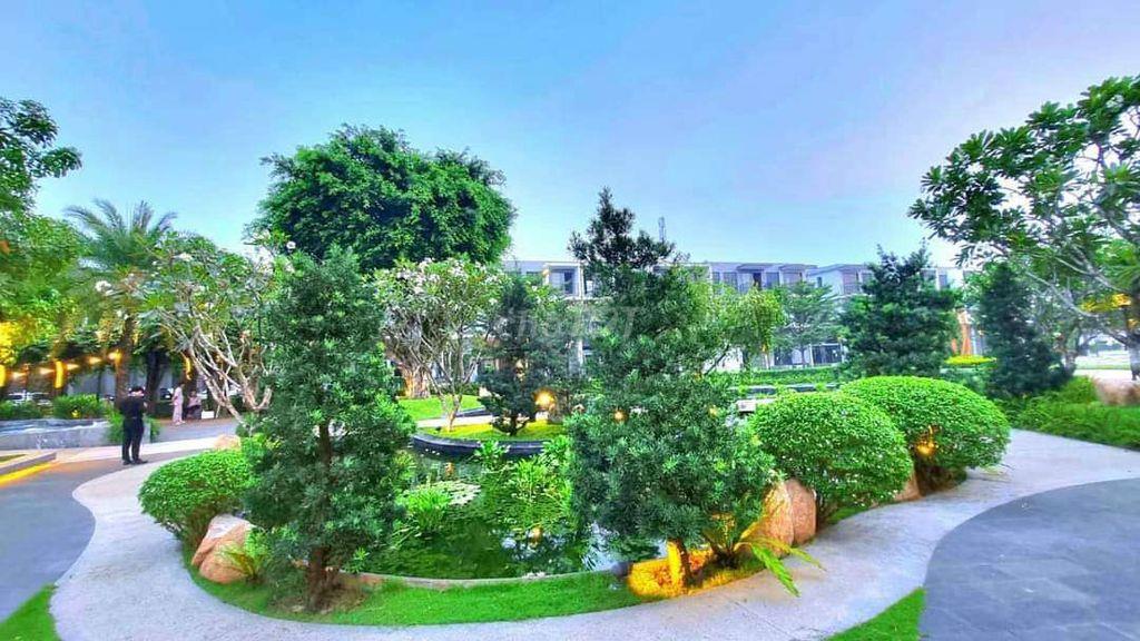 Nhà phong cách resort full nt vào ở ngay 