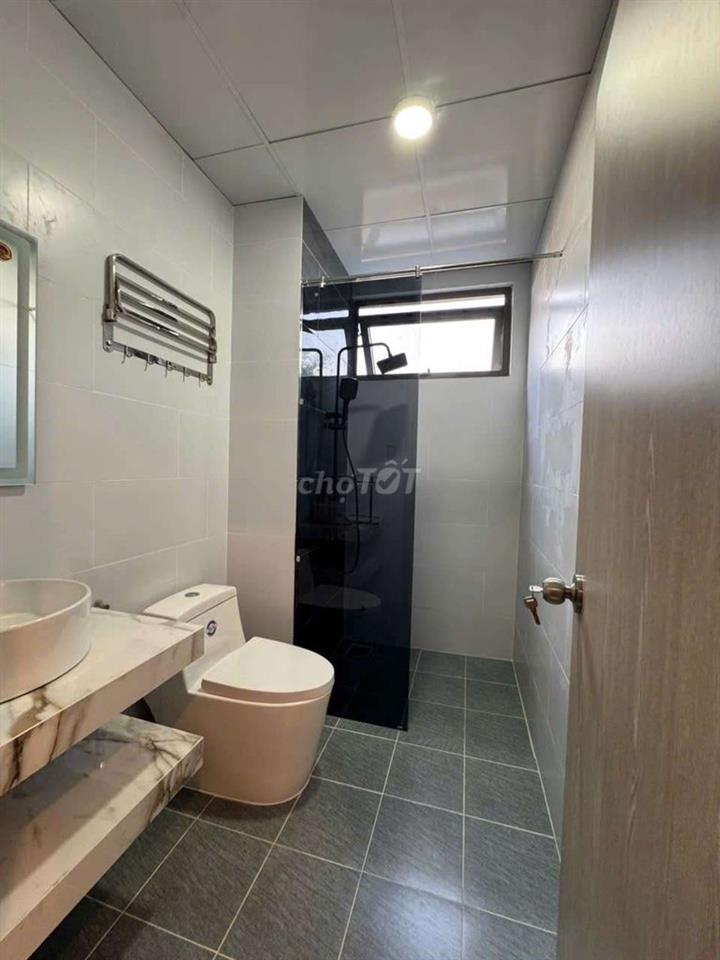 Nhà phong cách resort full nt vào ở ngay 