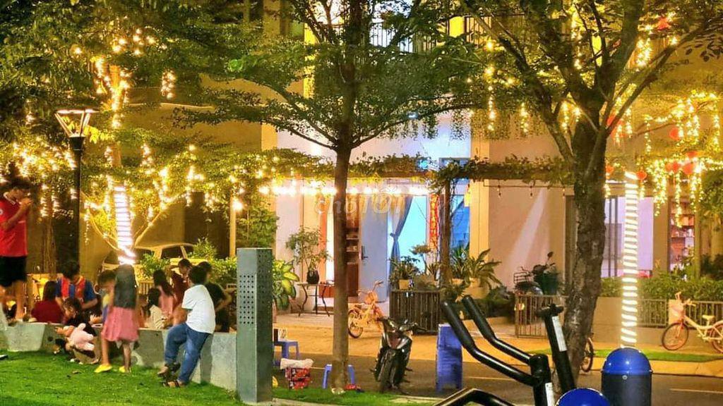 Nhà phong cách resort có sẵn sổ gần Aeon 