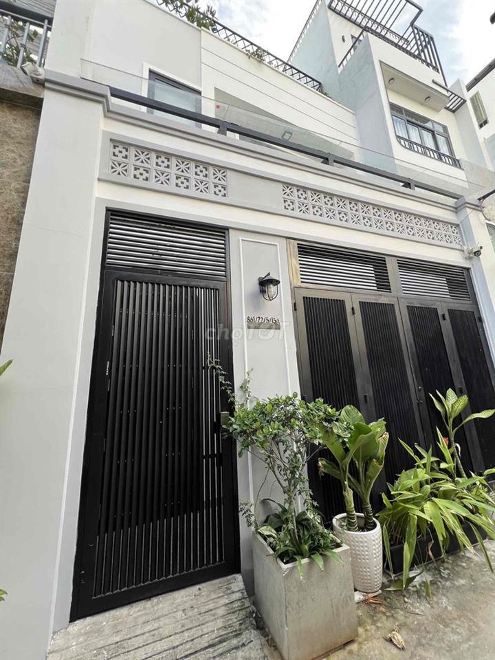 chính chủ bán nhà nội thất cao cấp.