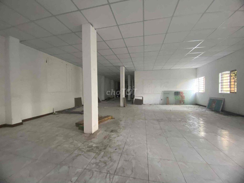 CHO THUÊ VP CTY MẶT TIỀN ĐƯỜNG LUỸ BÁN BÍCH