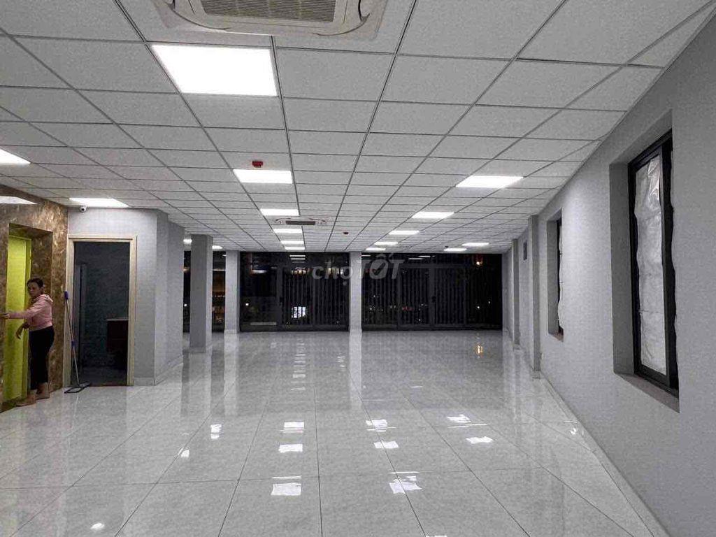 cho thuê toả nhà VP Tân Phú