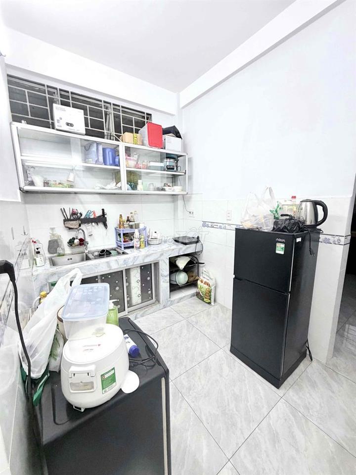 Tìm người ở ghép