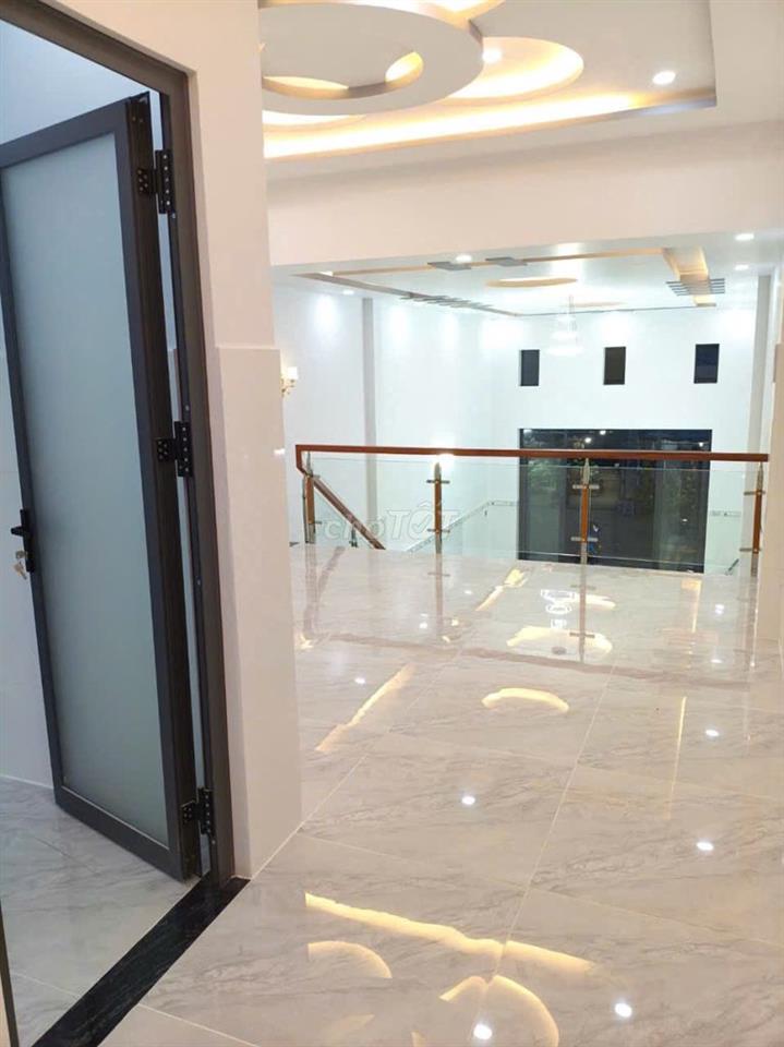 Nhà đẹp mới Mặt đường chợ kinh doanh buôn bán p. Tân Chánh Hiệp Q12