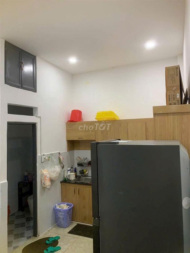 Cho thuê nhà mới giá rẻ hẻm đường Lâm Thị Hố phường Tân Chánh Hiệp Q12